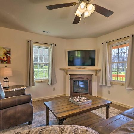 Cozy Smoky Mountain Cabin By Tuckasegee River! Брайсън Сити Екстериор снимка